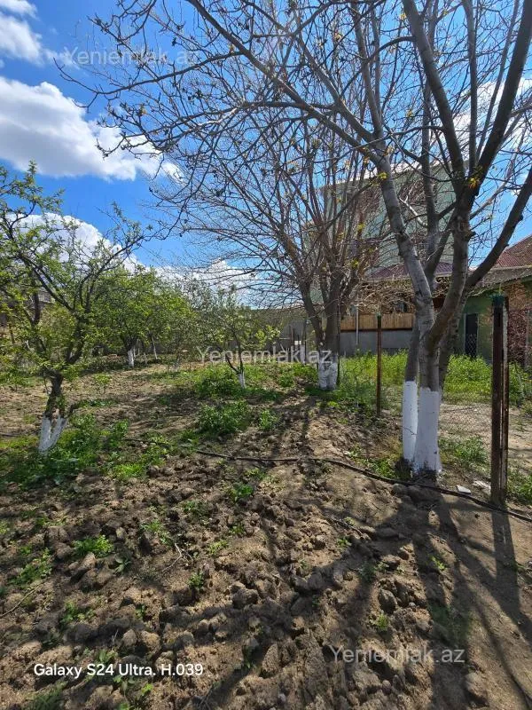 Satılır 7 otaqlı həyət evi 250 m²