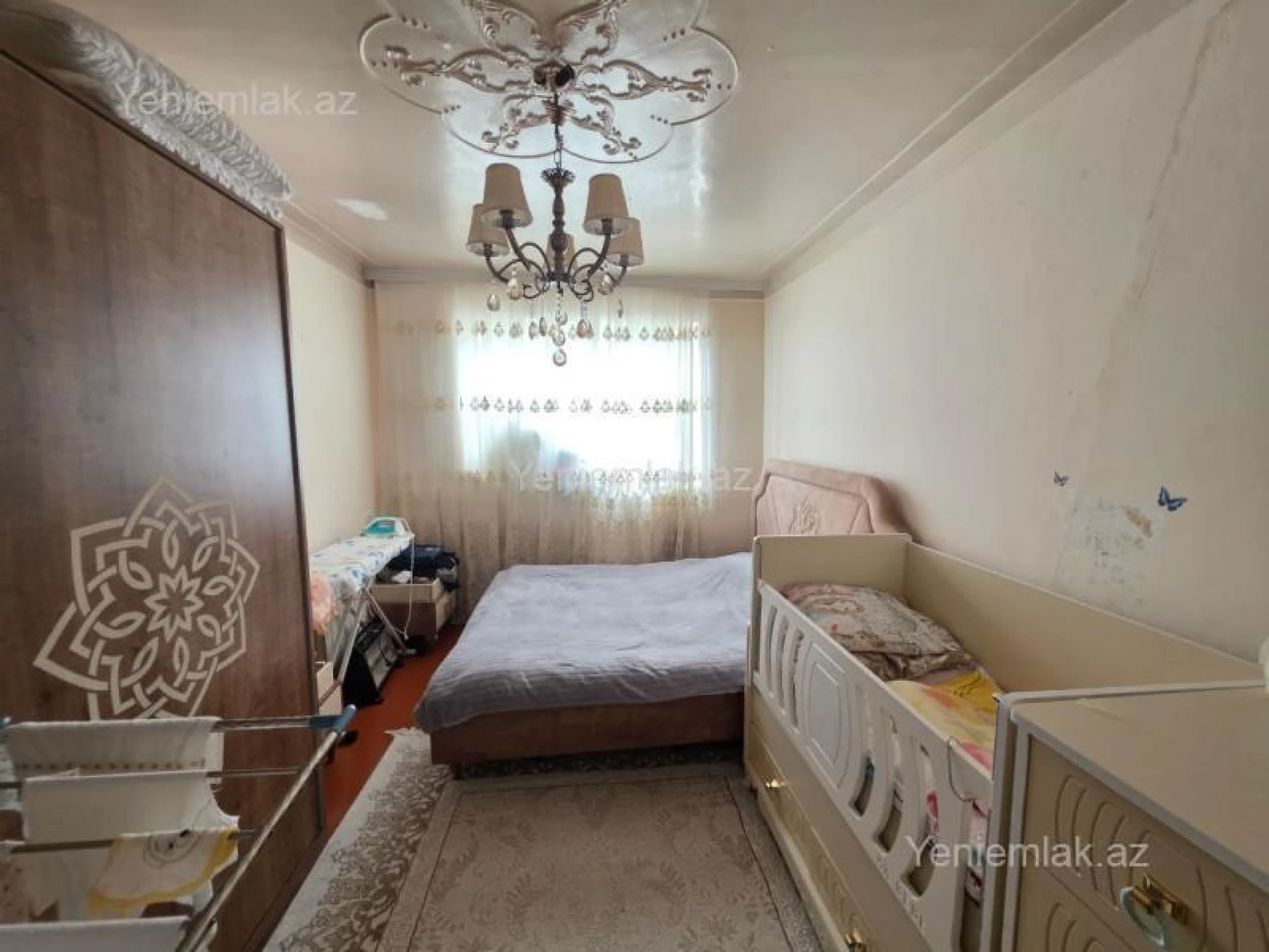 Satılır 3 otaqlı köhnə tikili 80 m²