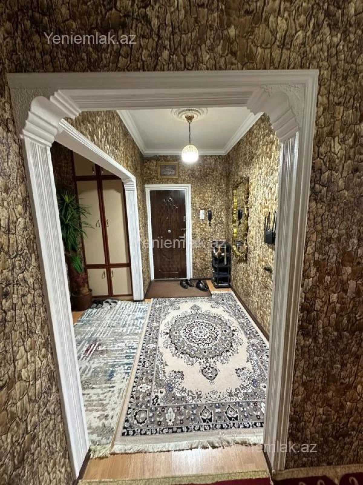 Satılır 3 otaqlı köhnə tikili 80 m²