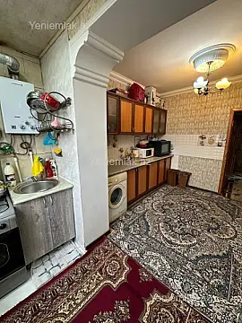 Satılır 3 otaqlı köhnə tikili 80 m²