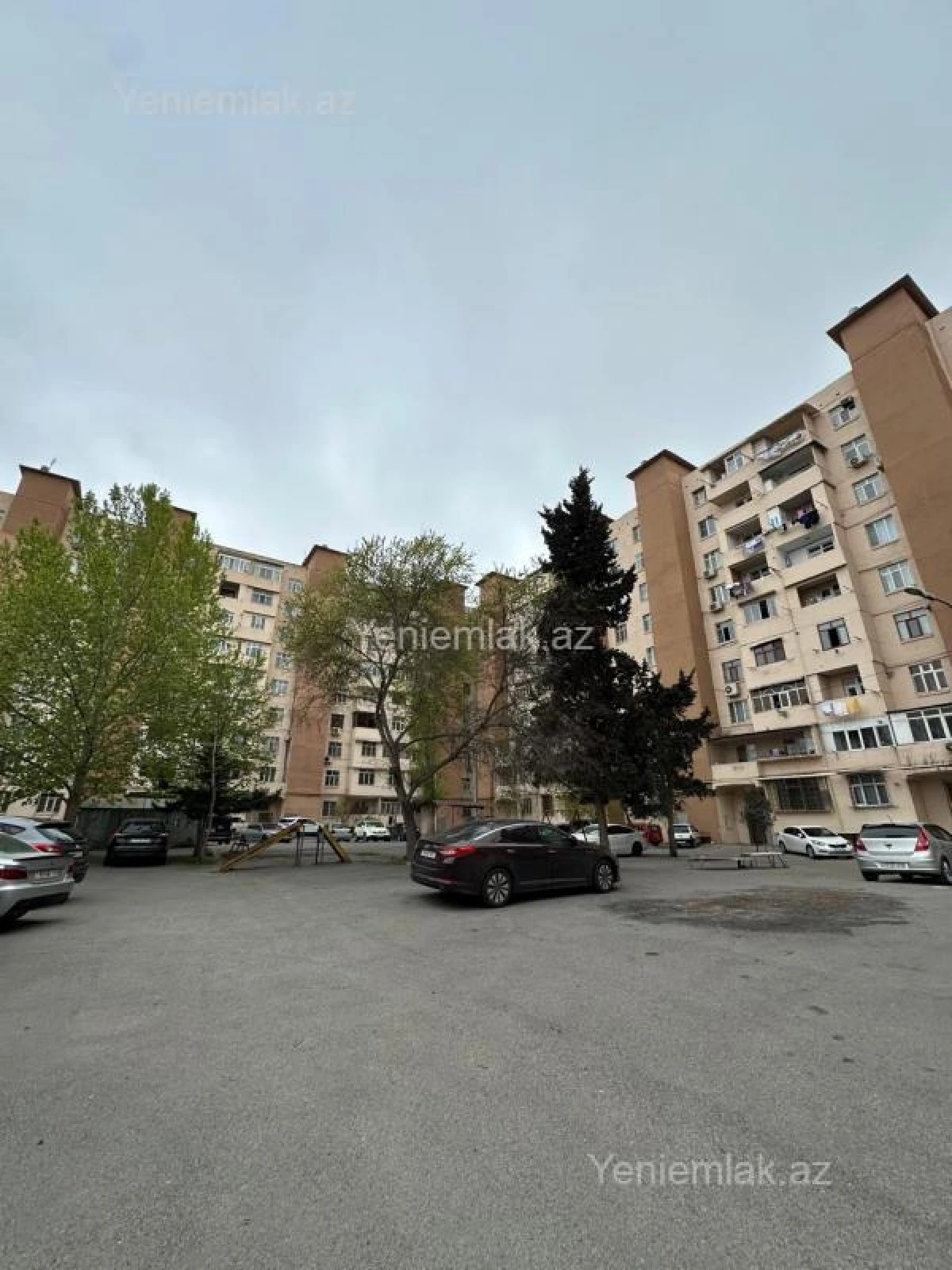Satılır 3 otaqlı köhnə tikili 80 m²
