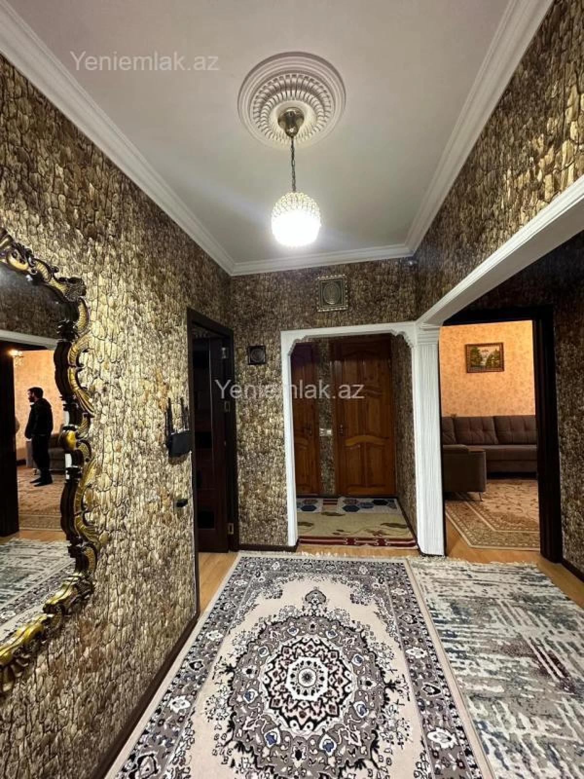 Satılır 3 otaqlı köhnə tikili 80 m²