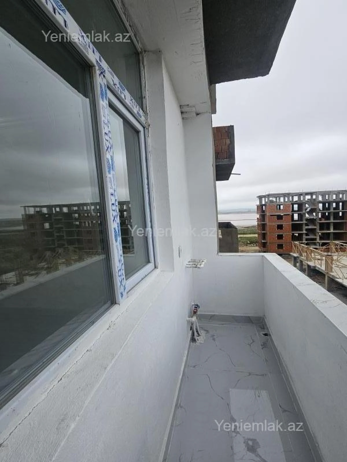 Satılır 2 otaqlı yeni tikili 44 m²