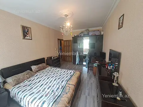 Satılır 3 otaqlı köhnə tikili 80 m²