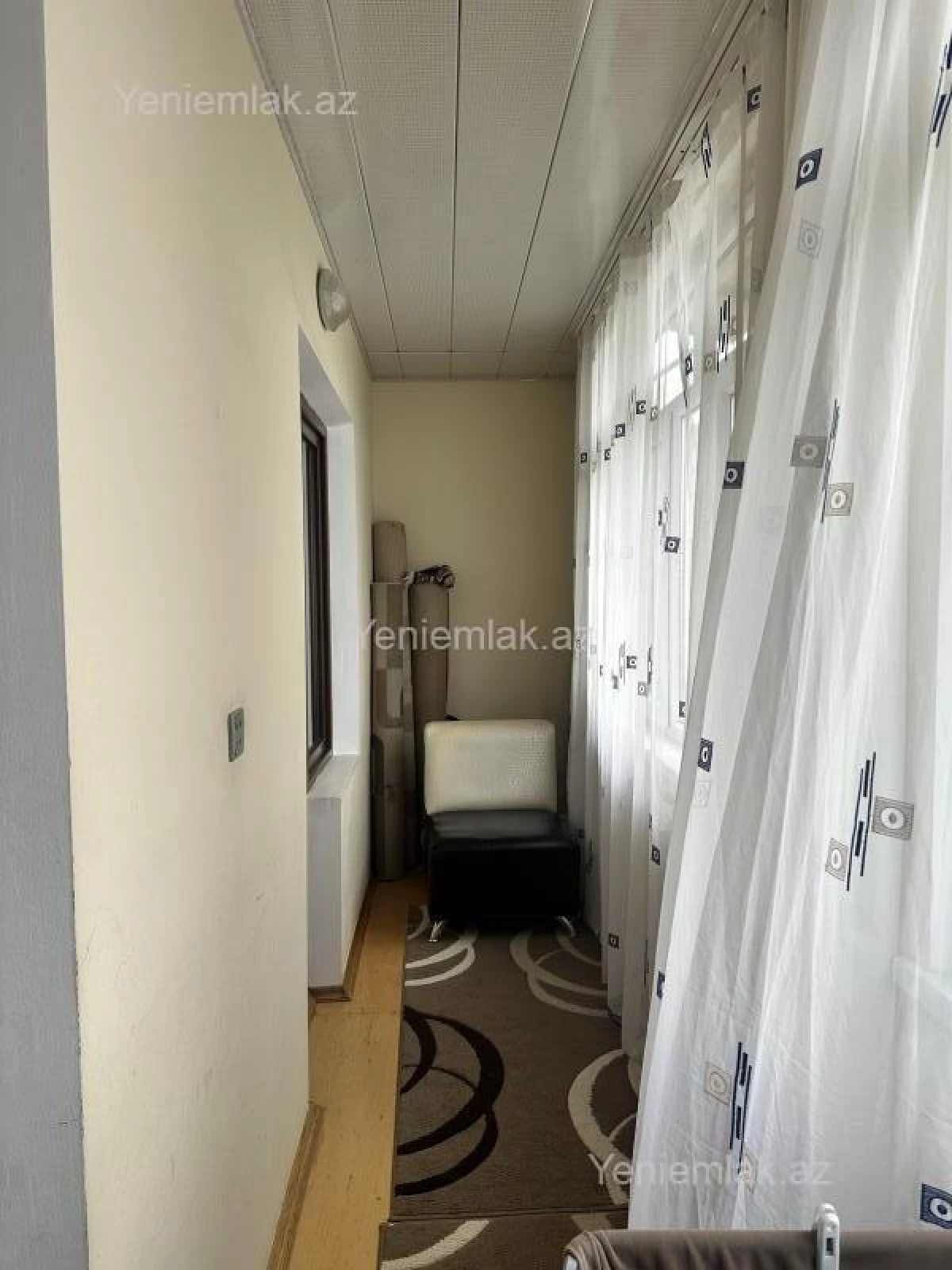 Satılır 3 otaqlı köhnə tikili 70 m²