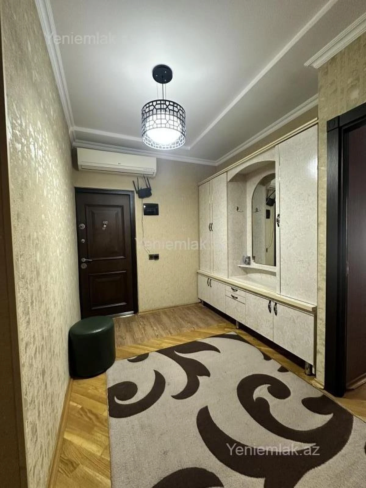 Satılır 3 otaqlı köhnə tikili 70 m²