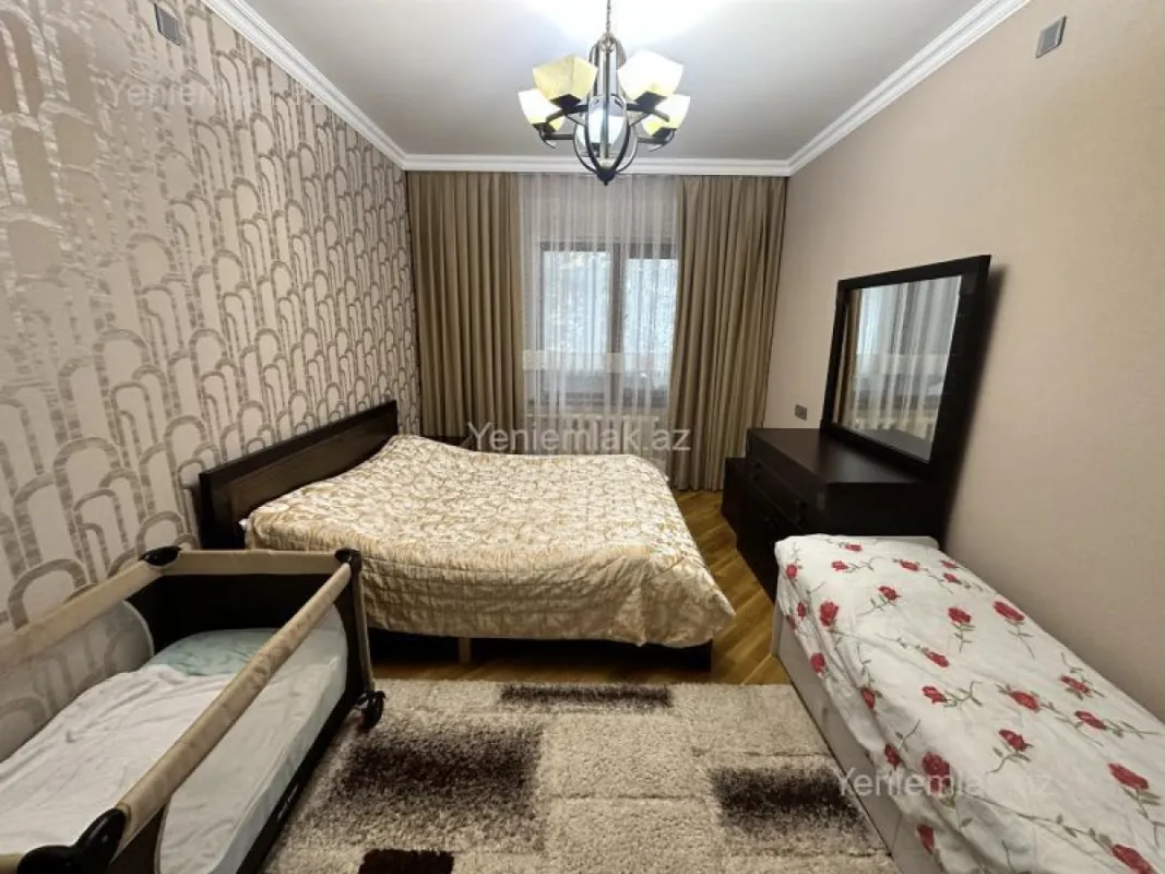 Satılır 3 otaqlı köhnə tikili 70 m²