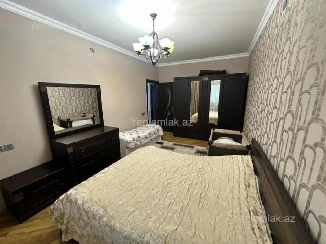 Satılır 3 otaqlı köhnə tikili 70 m²
