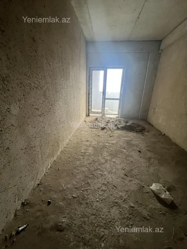 Satılır 2 otaqlı yeni tikili 79 m²