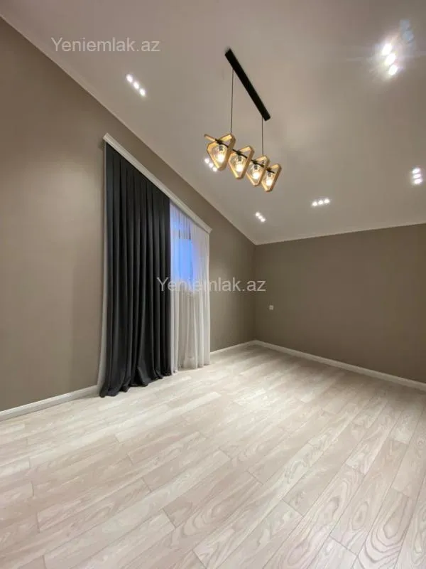 Satılır 6 otaqlı həyət evi 350 m²