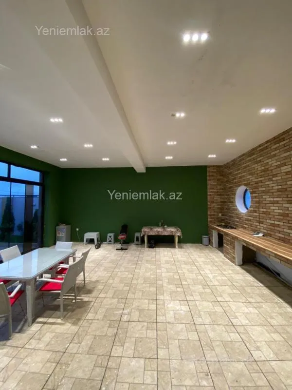 Satılır 6 otaqlı həyət evi 350 m²
