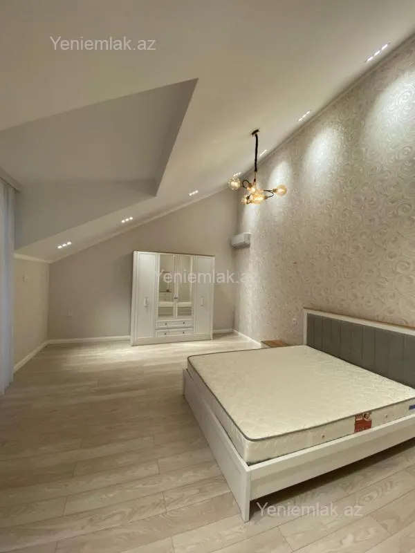 Satılır 6 otaqlı həyət evi 350 m²