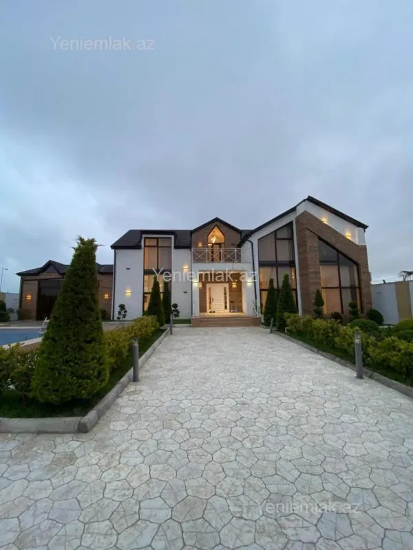 Satılır 6 otaqlı həyət evi 350 m²