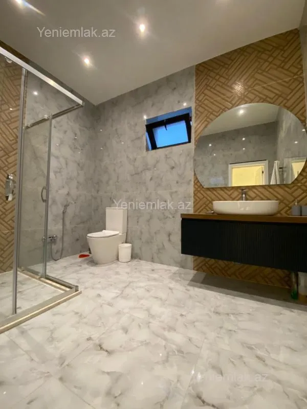 Satılır 6 otaqlı həyət evi 350 m²