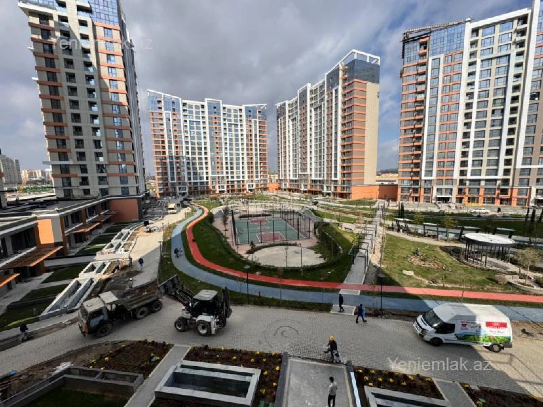 Satılır 2 otaqlı yeni tikili 58 m²