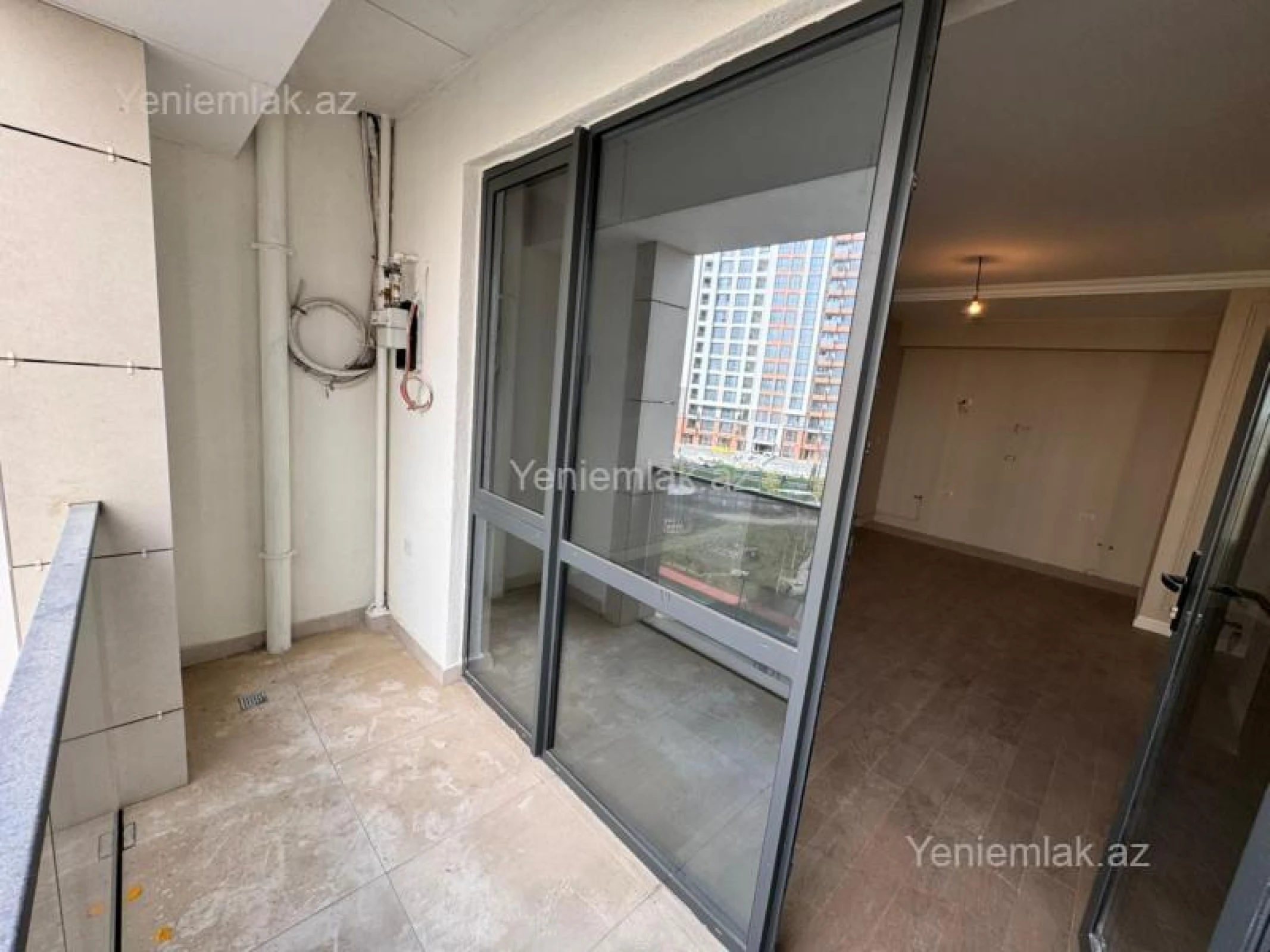 Satılır 2 otaqlı yeni tikili 58 m²