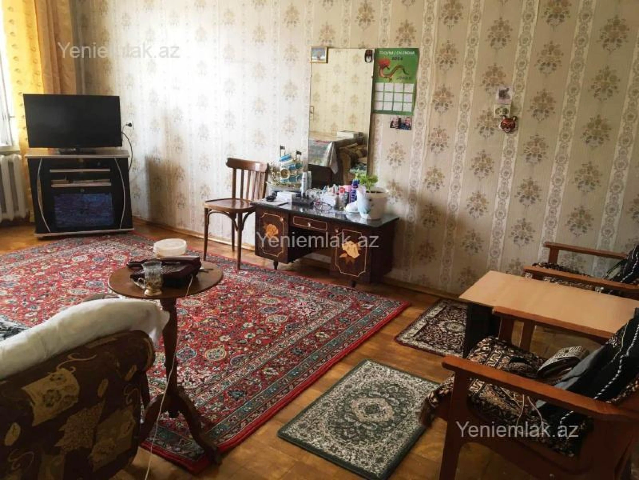 Satılır 4 otaqlı köhnə tikili 100 m²