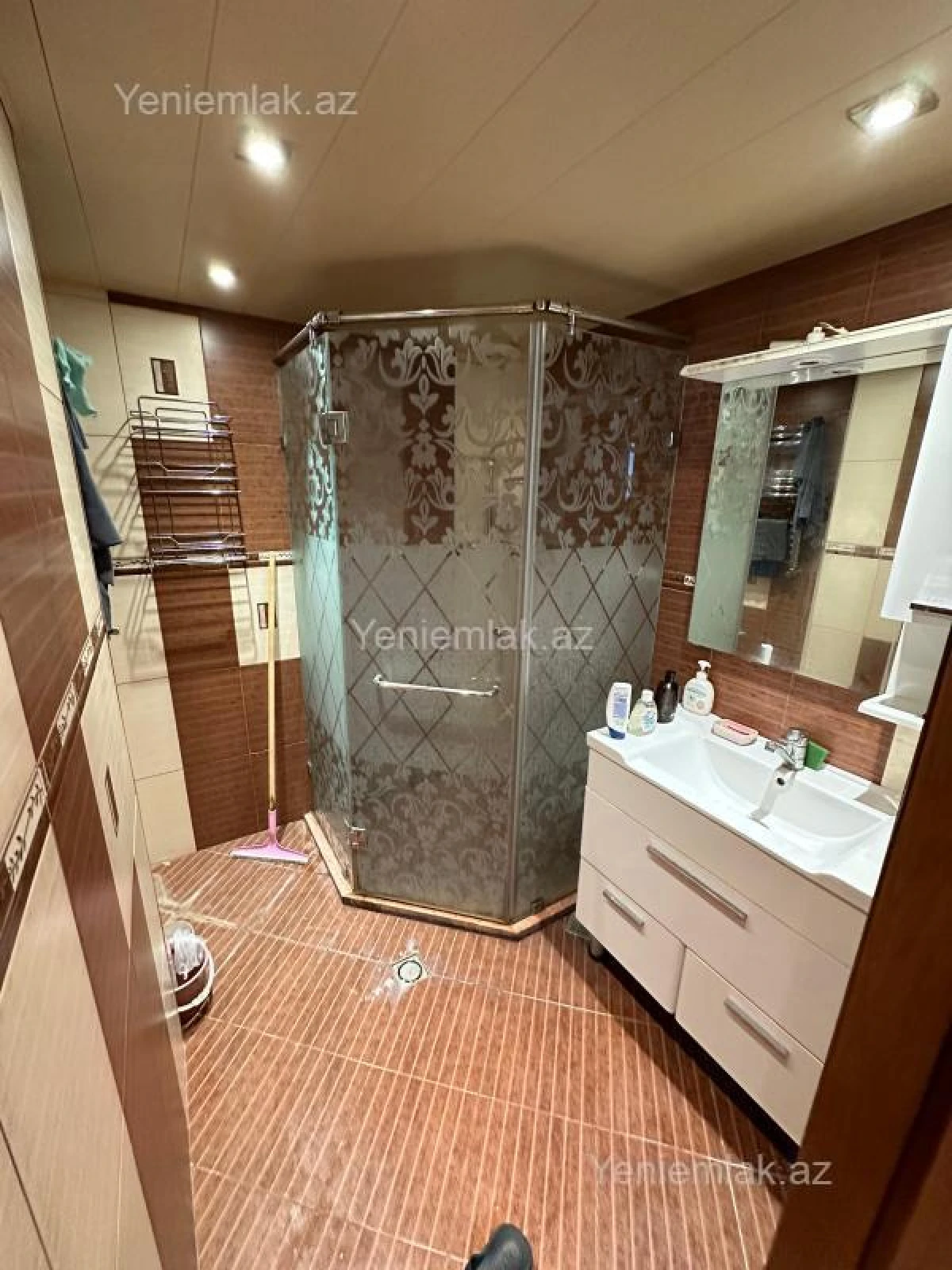Satılır 3 otaqlı köhnə tikili 78 m²