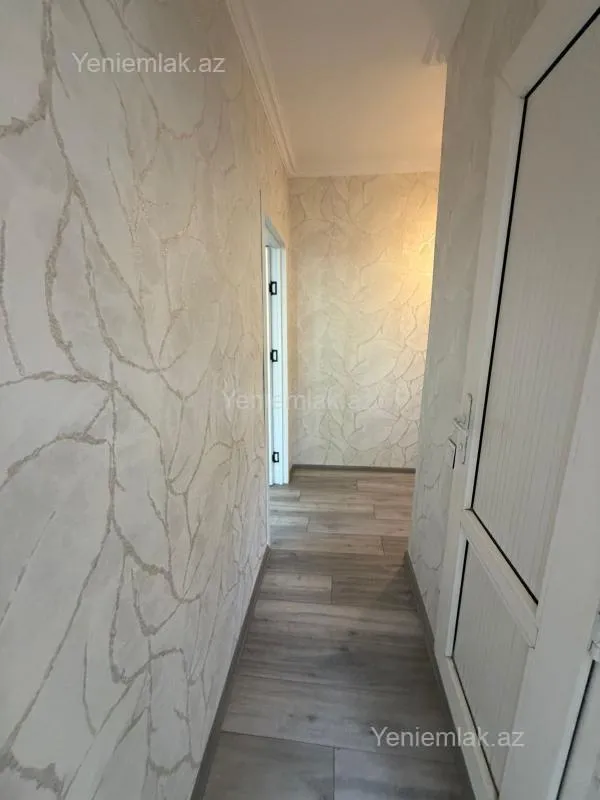 Satılır 2 otaqlı köhnə tikili 40 m²