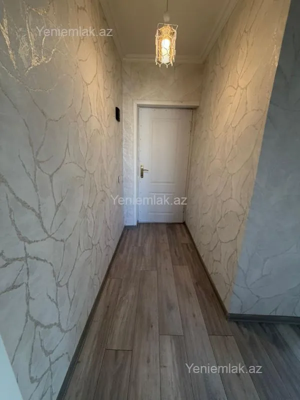 Satılır 2 otaqlı köhnə tikili 40 m²