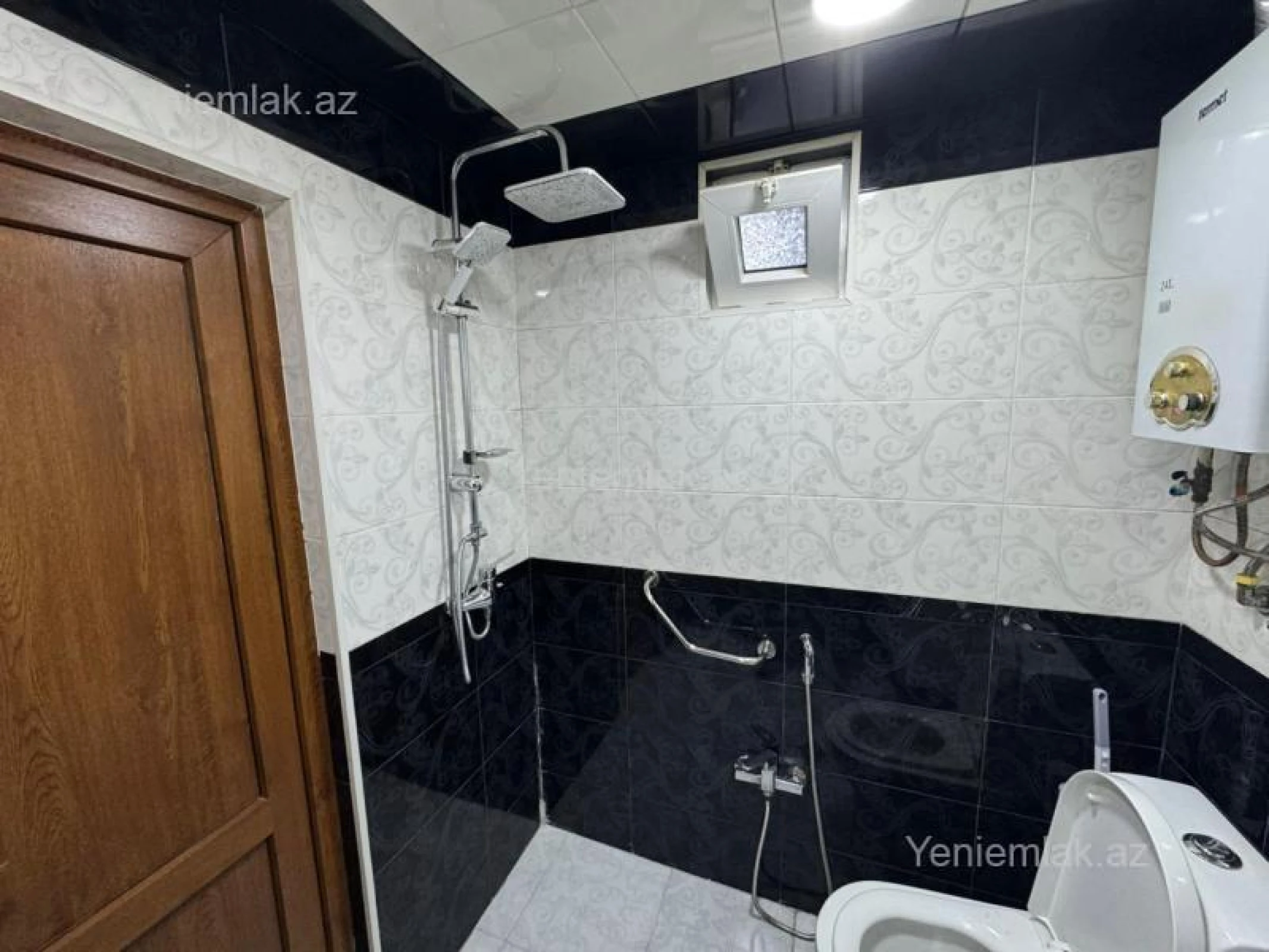 Satılır 3 otaqlı köhnə tikili 70 m²