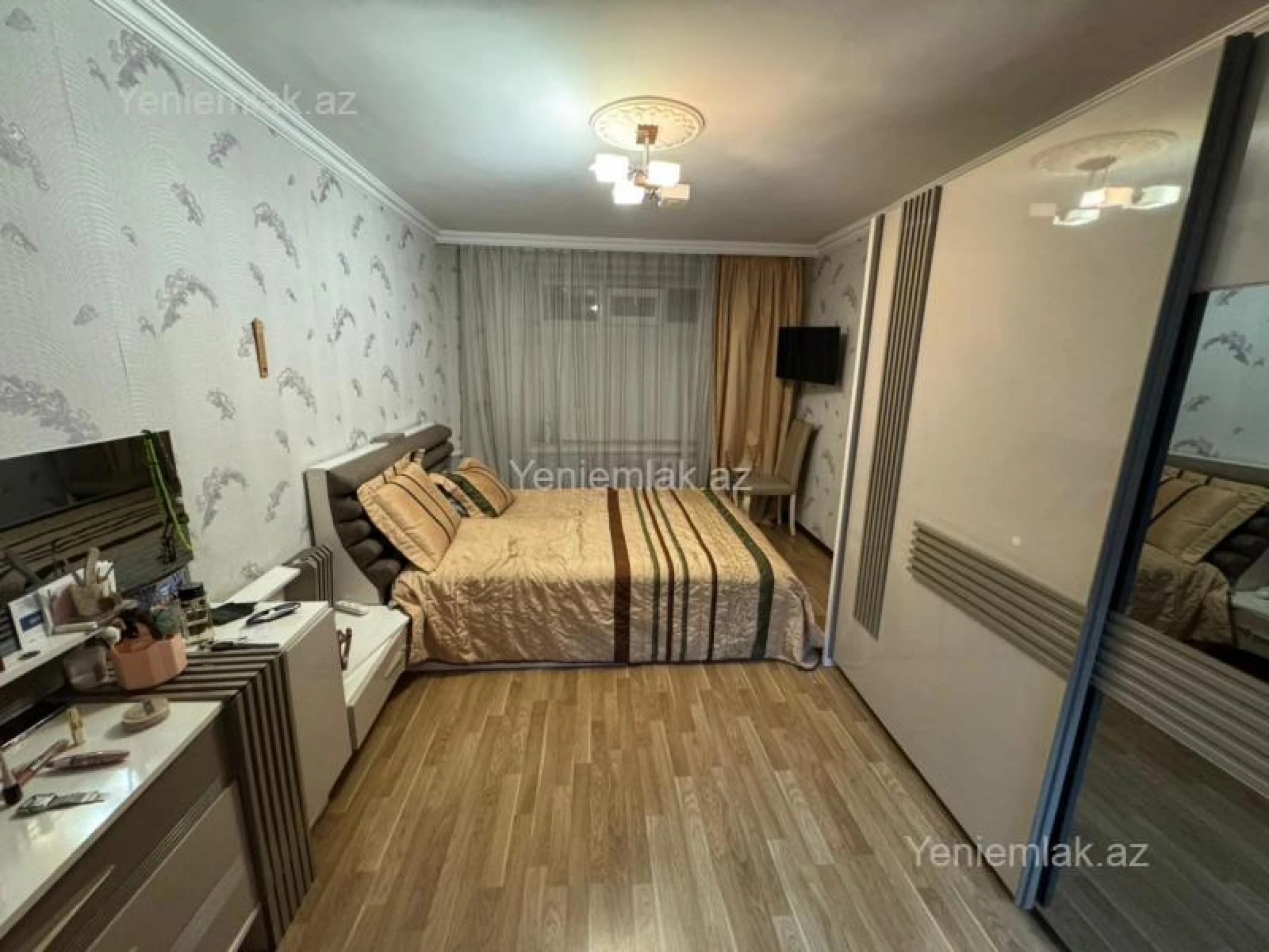 Satılır 3 otaqlı köhnə tikili 70 m²