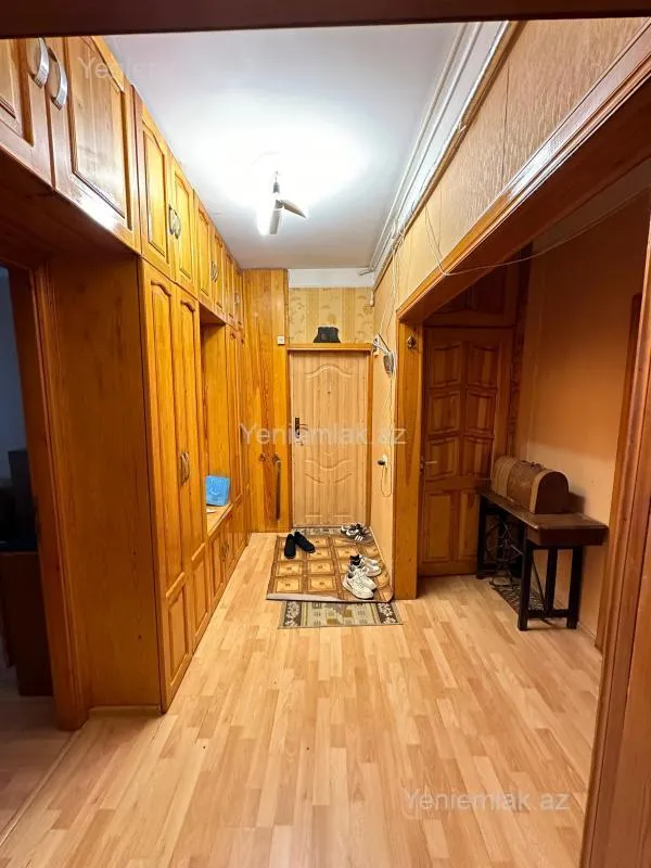 Satılır 3 otaqlı köhnə tikili 78 m²