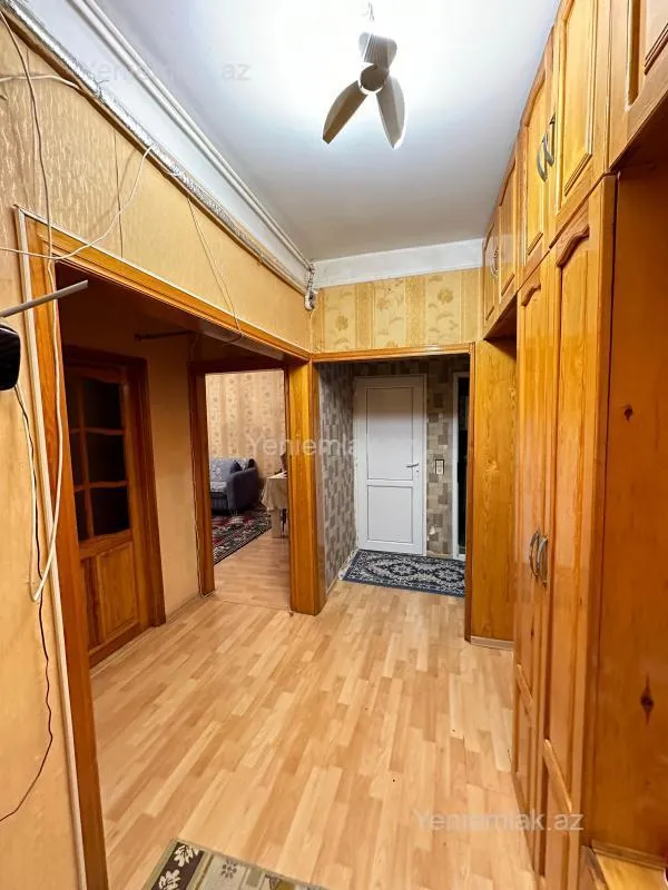 Satılır 3 otaqlı köhnə tikili 78 m²