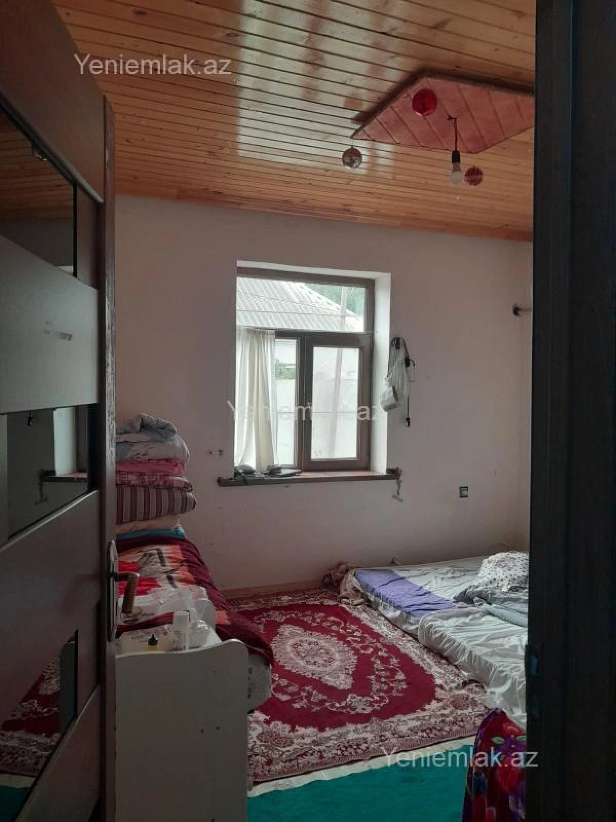 Satılır 3 otaqlı həyət evi 200 m²