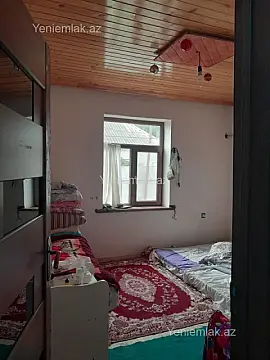 Satılır 3 otaqlı həyət evi 200 m²