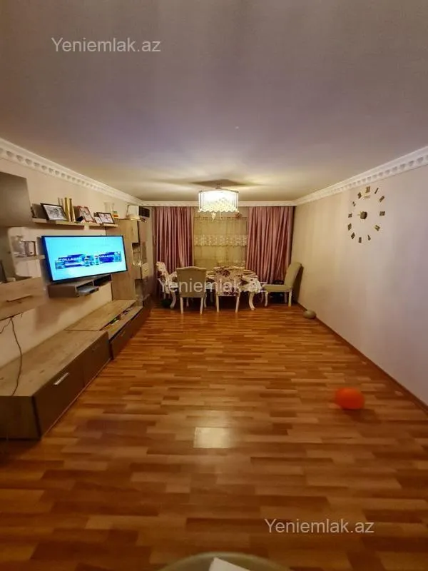 Satılır 3 otaqlı yeni tikili 95 m²