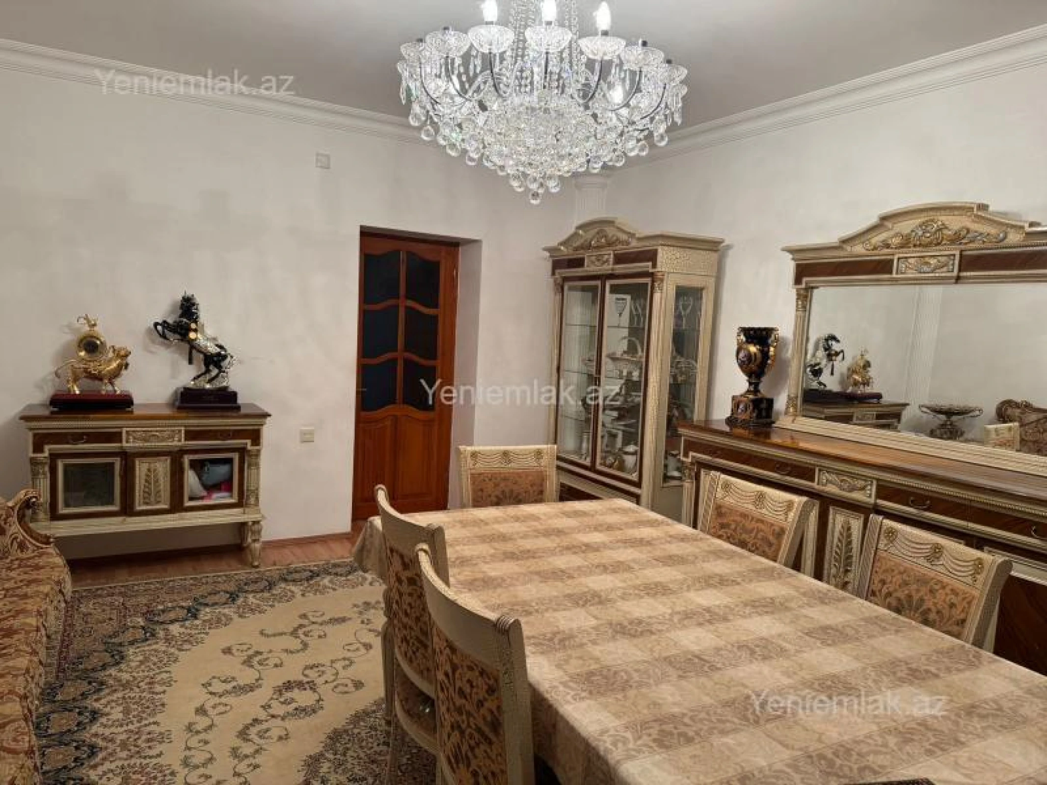 Satılır 3 otaqlı yeni tikili 110 m²