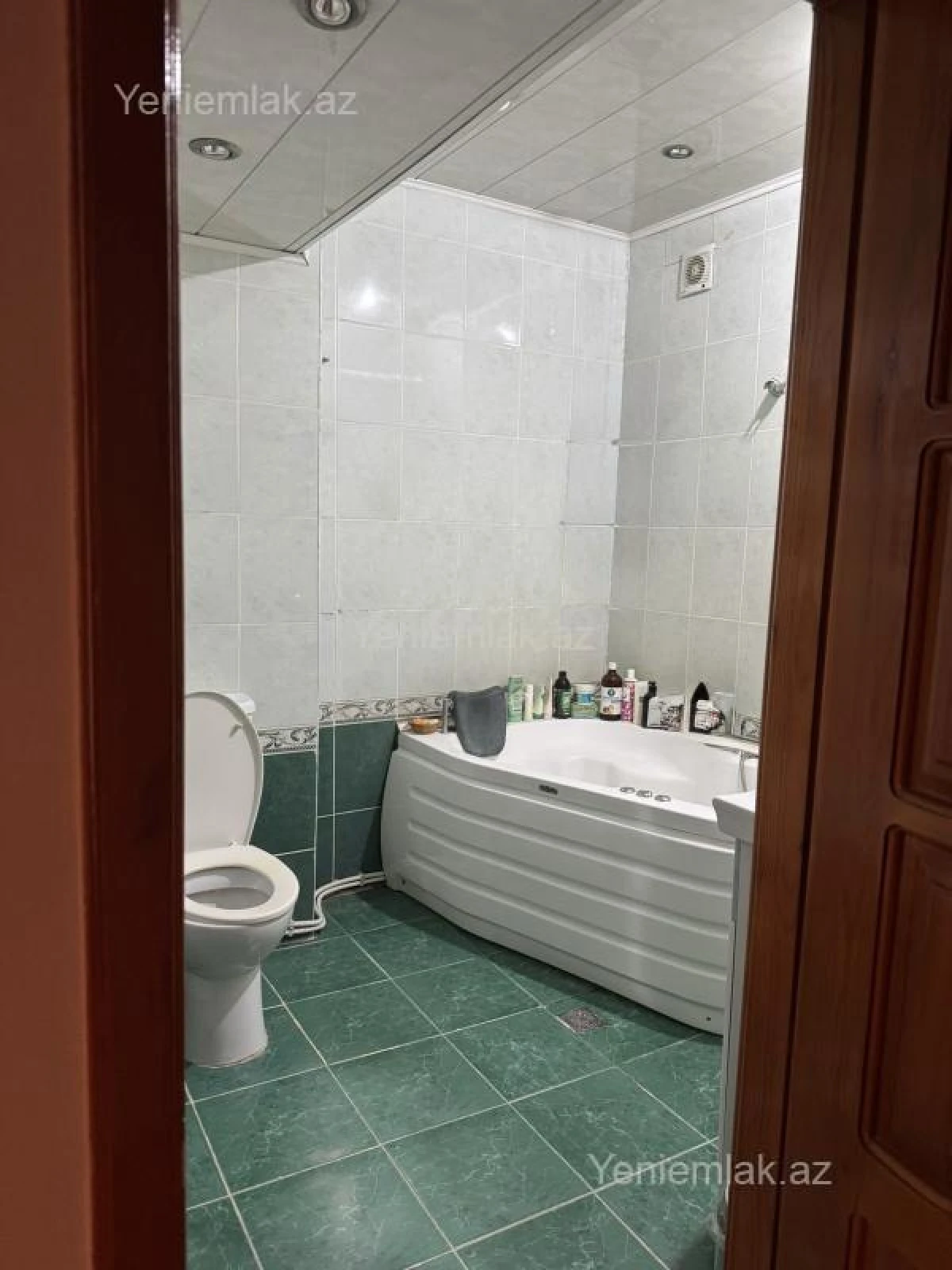 Satılır 3 otaqlı yeni tikili 110 m²