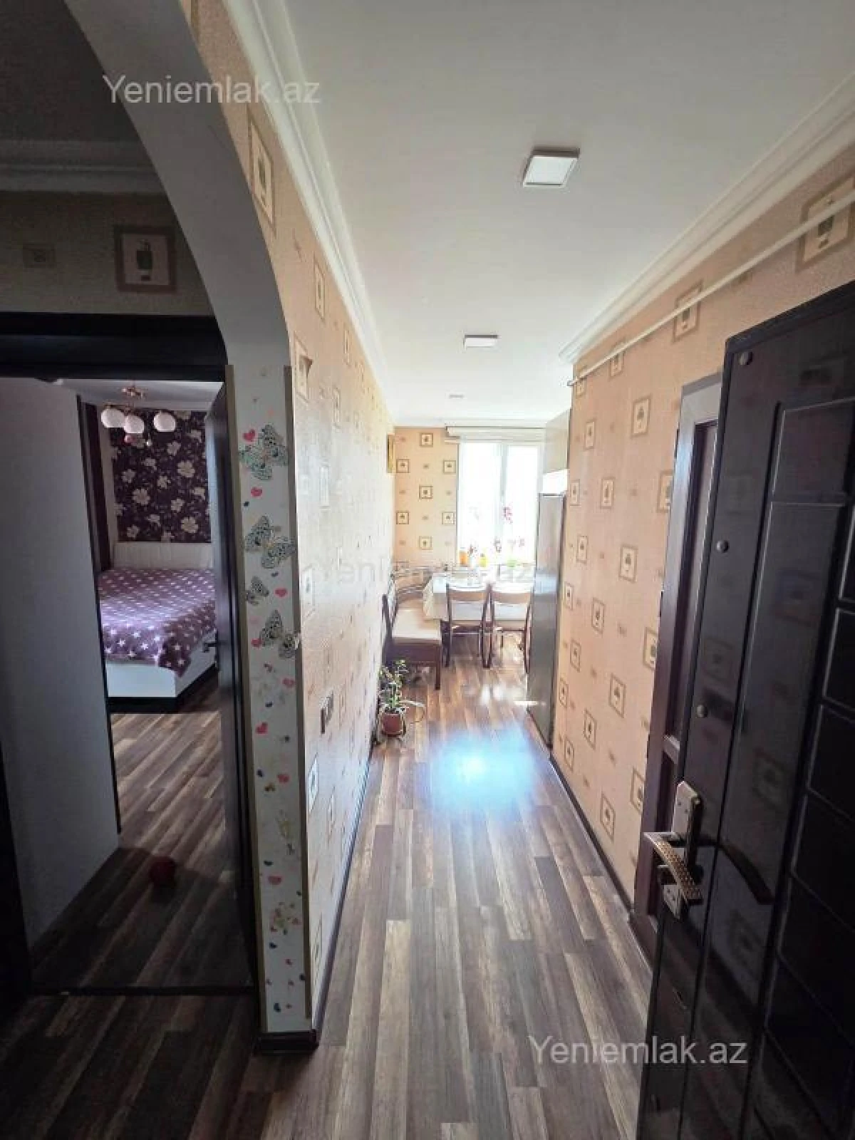 Satılır 2 otaqlı köhnə tikili 60 m²