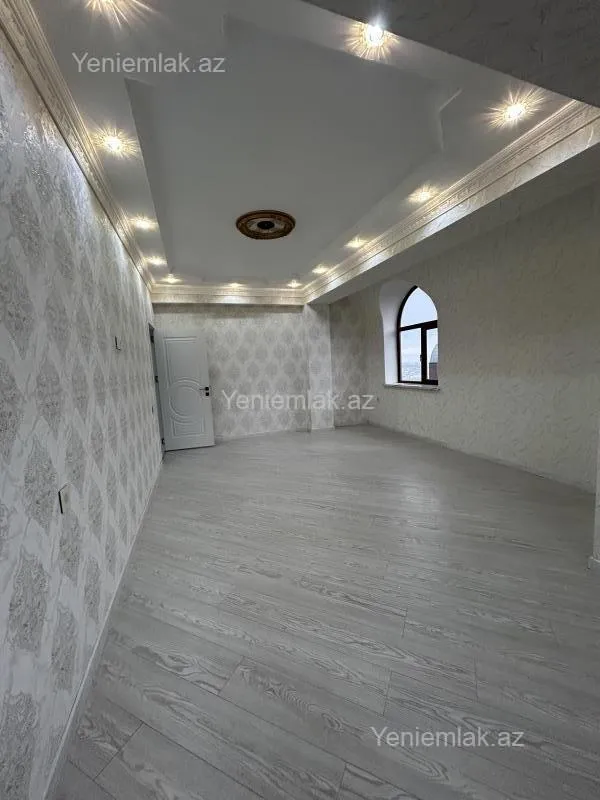 Satılır 3 otaqlı yeni tikili 75 m²