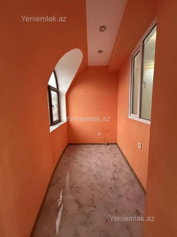 Satılır 3 otaqlı yeni tikili 75 m²