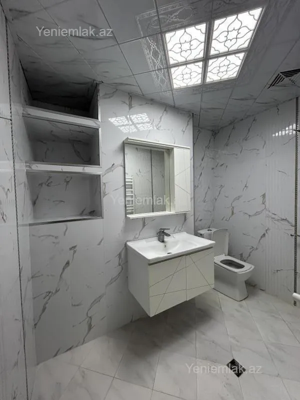 Satılır 3 otaqlı yeni tikili 75 m²