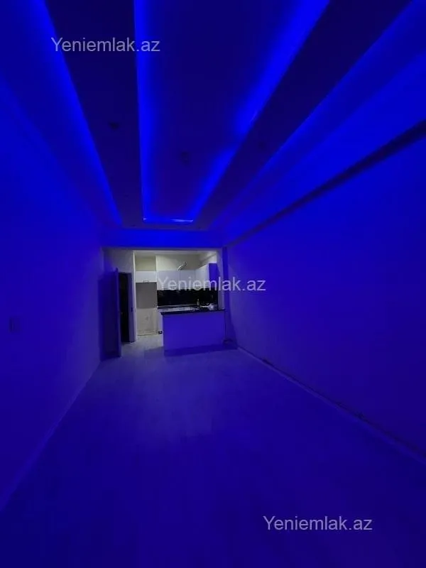 Satılır 3 otaqlı yeni tikili 75 m²