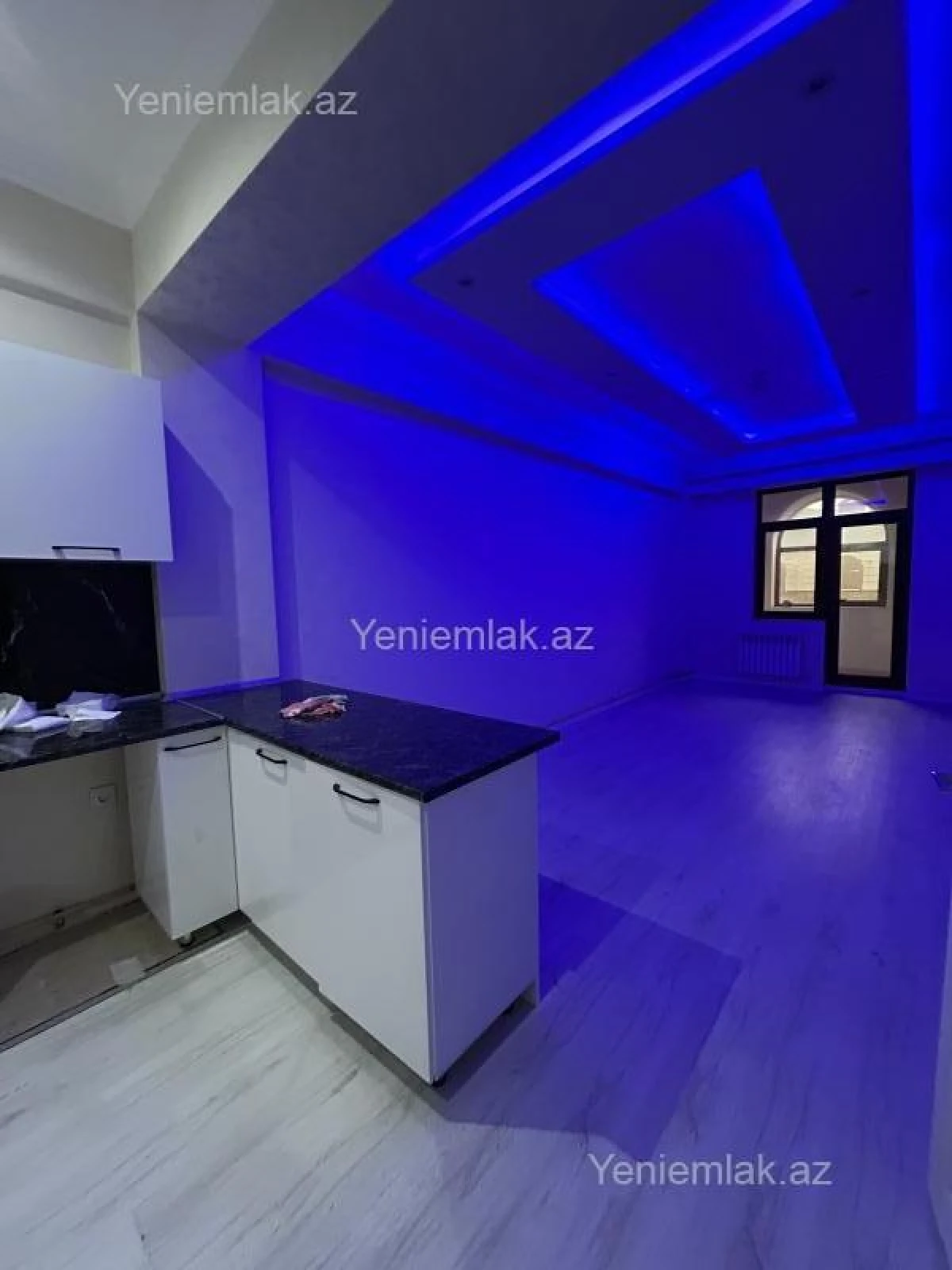 Satılır 3 otaqlı yeni tikili 75 m²