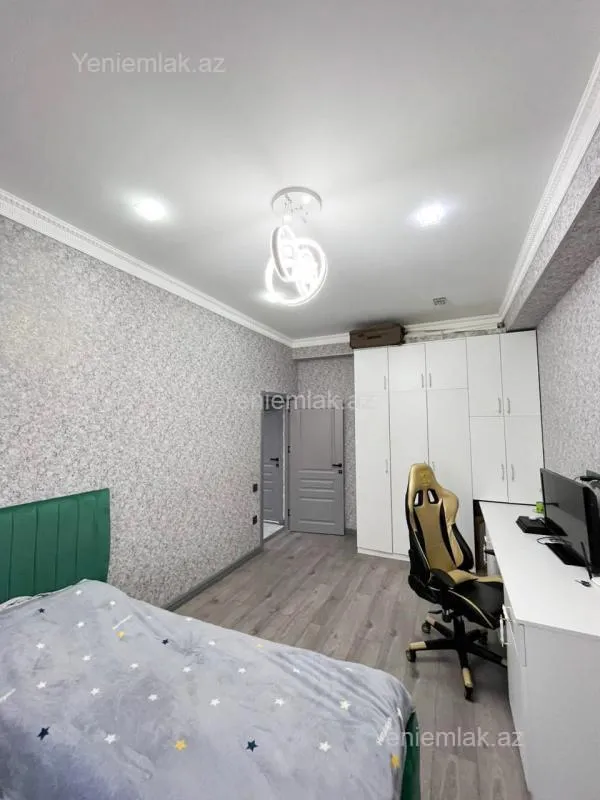 Satılır 3 otaqlı yeni tikili 127 m²