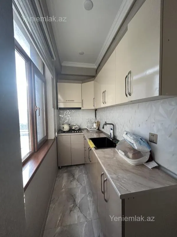 Satılır 3 otaqlı yeni tikili 71 m²