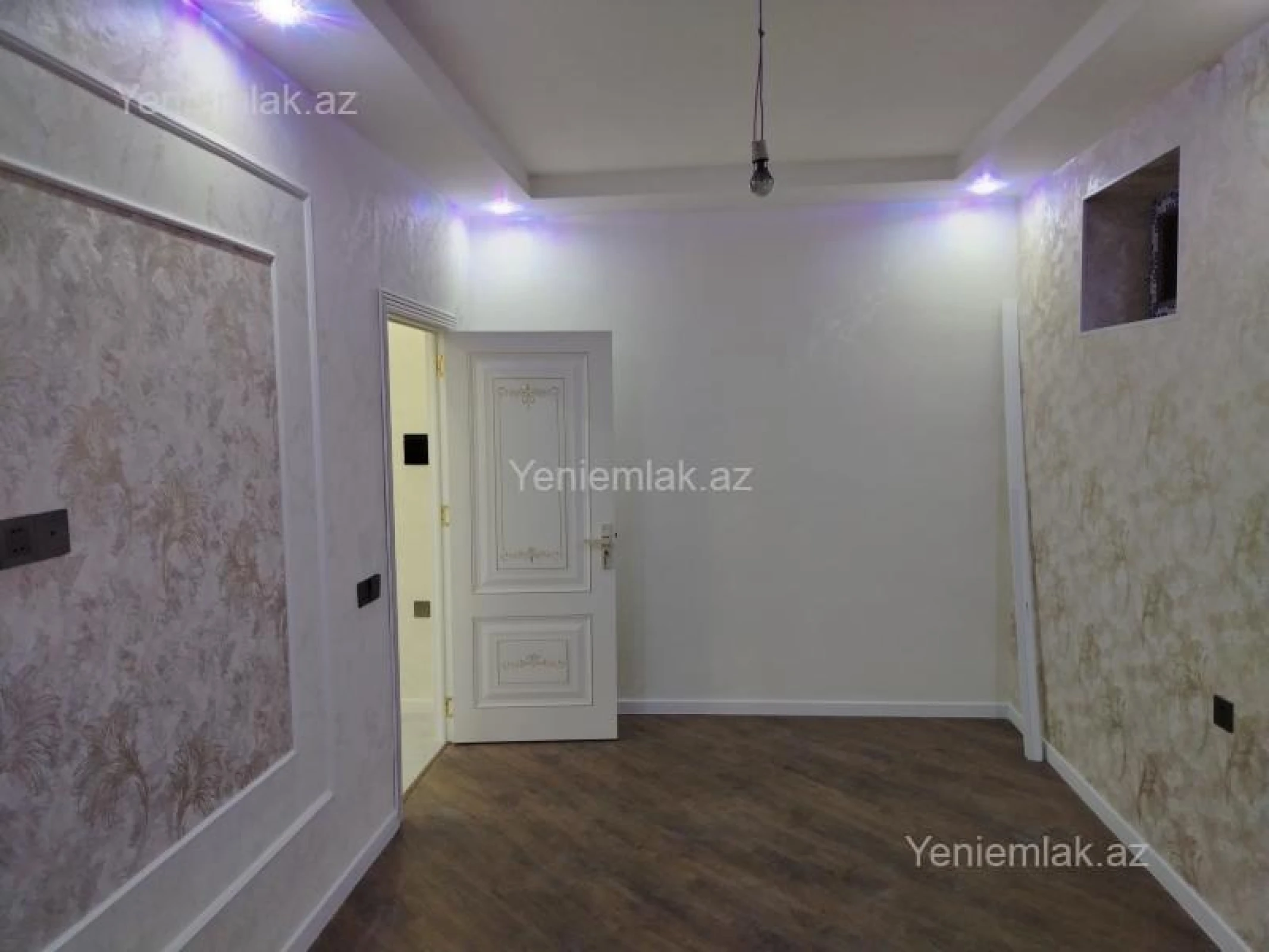 Satılır 2 otaqlı yeni tikili 60 m²