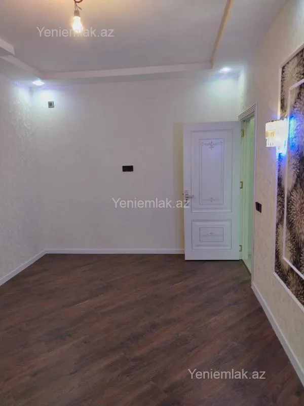 Satılır 2 otaqlı yeni tikili 60 m²