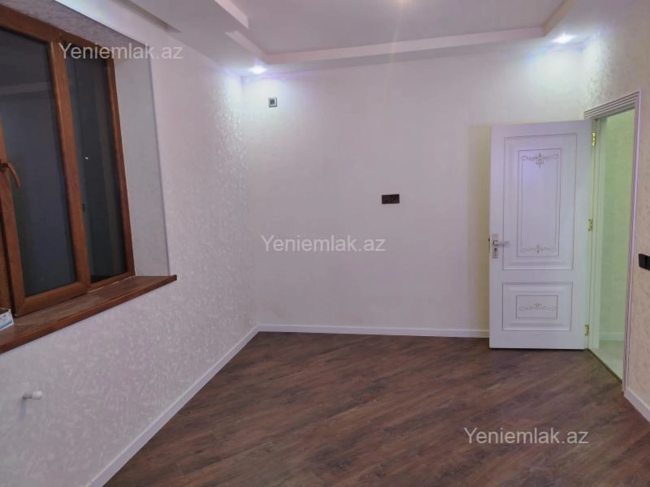 Satılır 2 otaqlı yeni tikili 60 m²