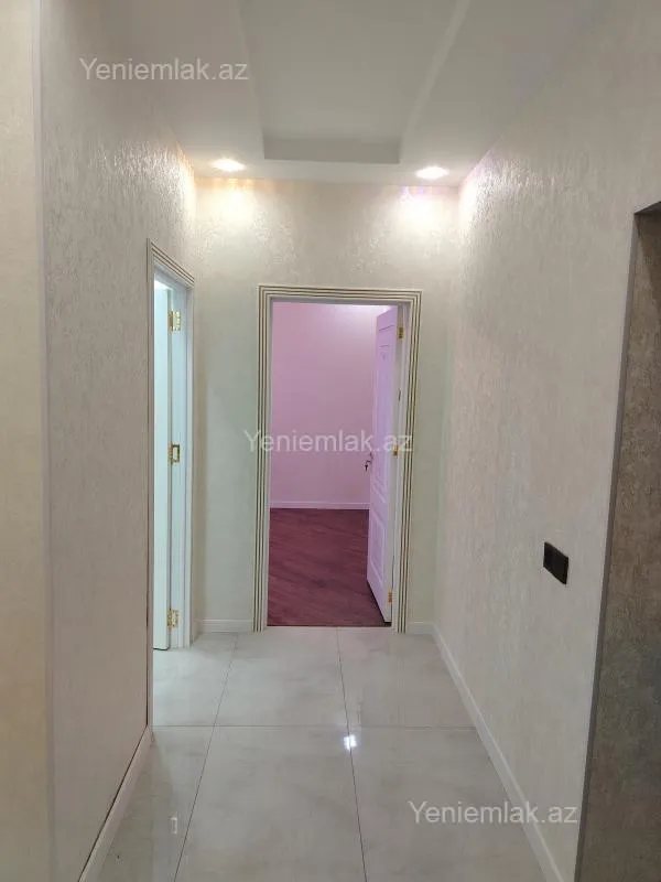 Satılır 2 otaqlı yeni tikili 60 m²