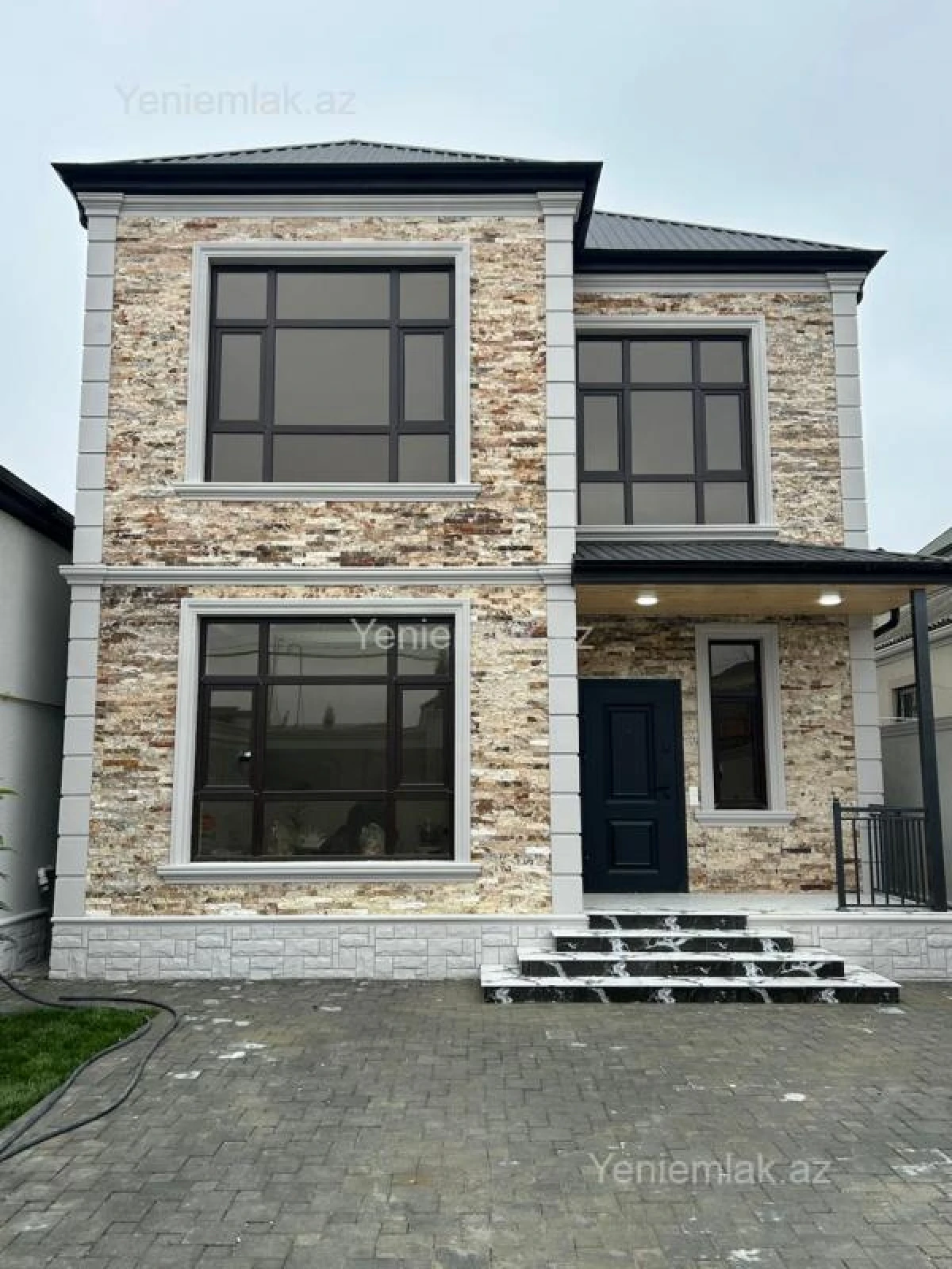 Satılır 4 otaqlı həyət evi 160 m²