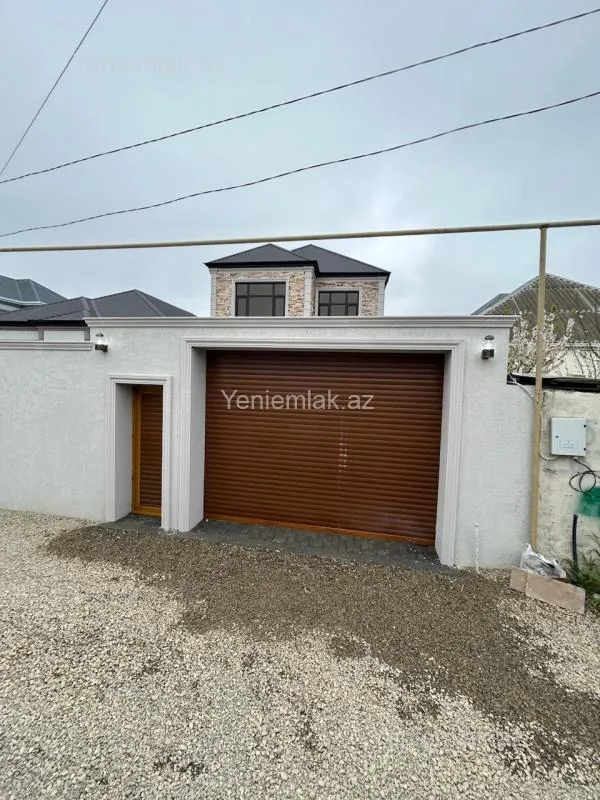 Satılır 4 otaqlı həyət evi 160 m²