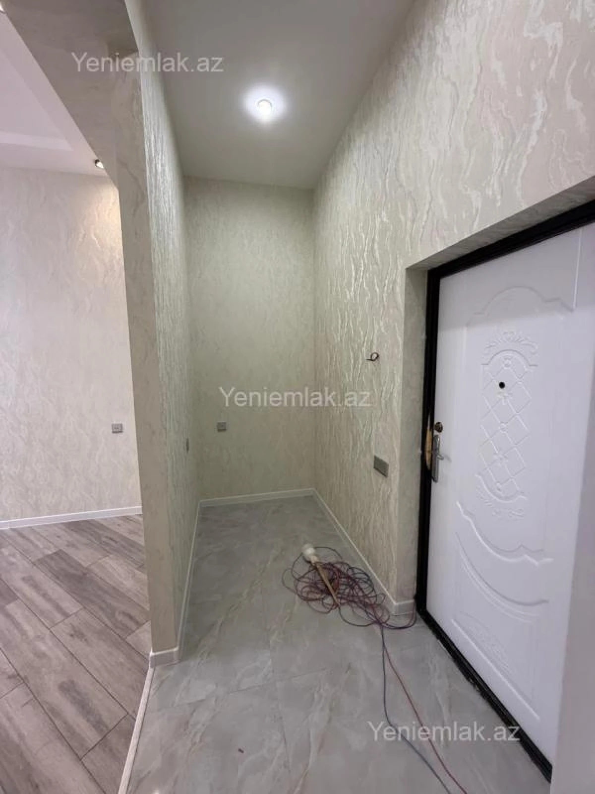 Satılır 2 otaqlı yeni tikili 59 m²