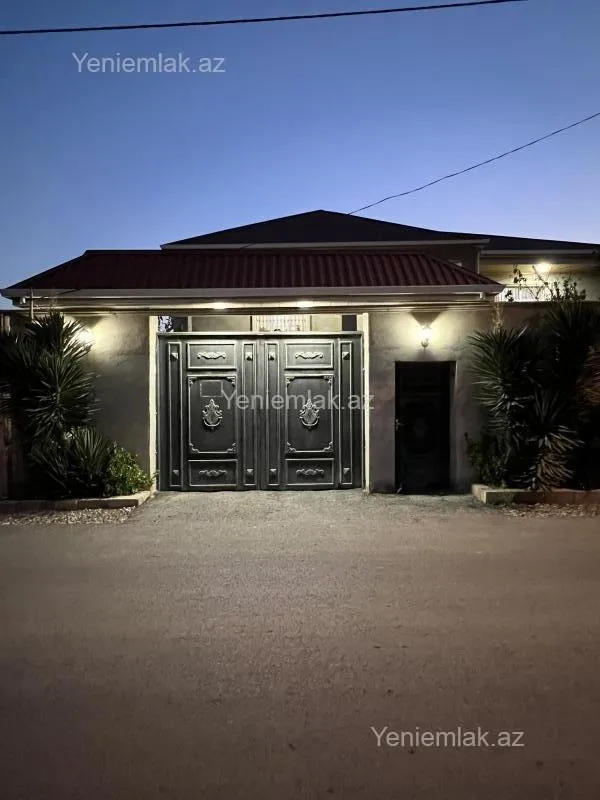 Satılır 4 otaqlı həyət evi 150 m²