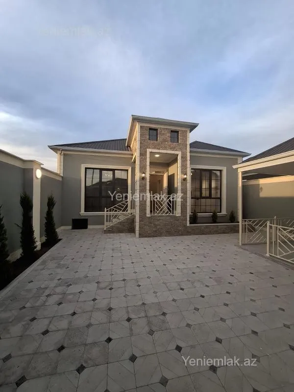 Satılır 4 otaqlı həyət evi 125 m²